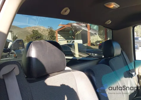 2003 Chevrolet Silverado 1500 z USA, uszkodzony, nr VIN 1GCEC14X73Z137608